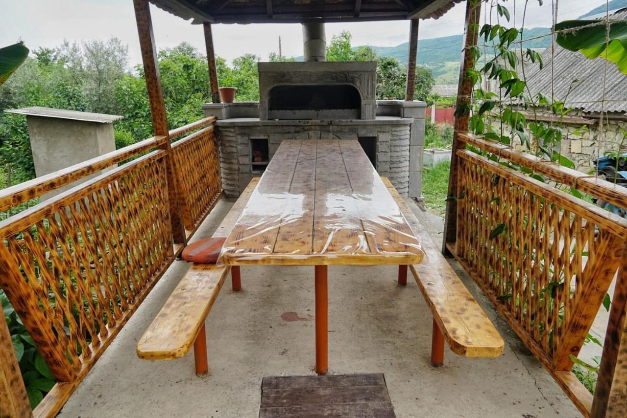 Berdavan Guesthouse エクステリア 写真