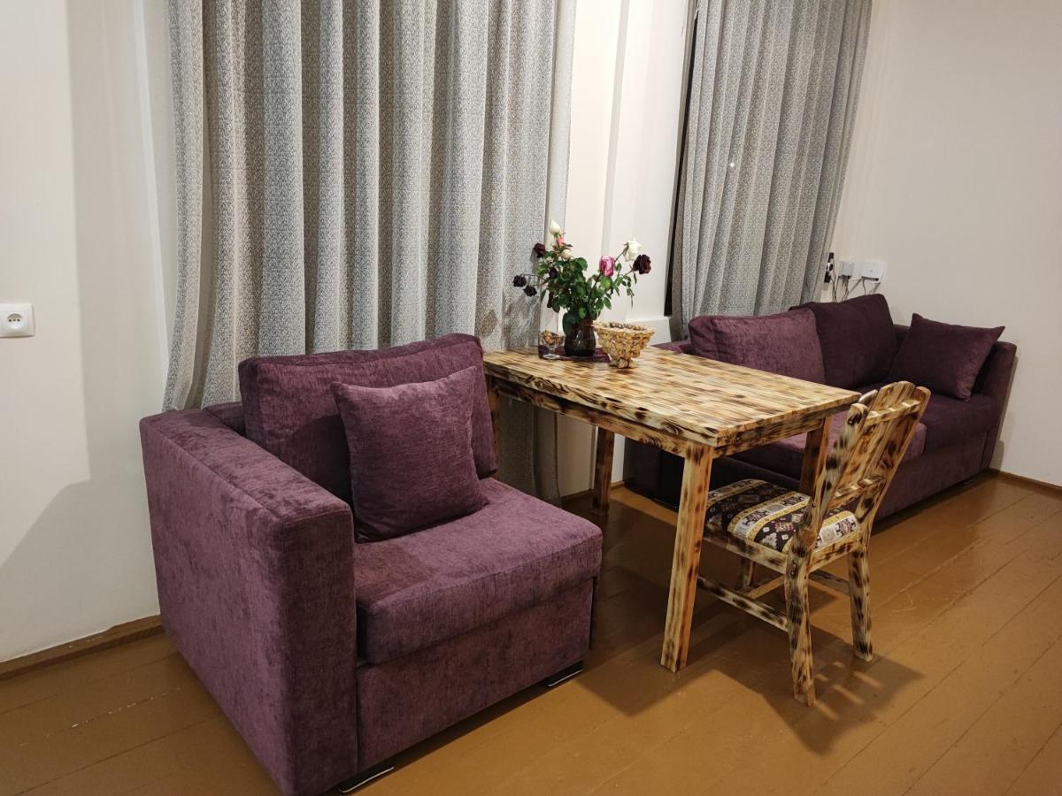 Berdavan Guesthouse エクステリア 写真