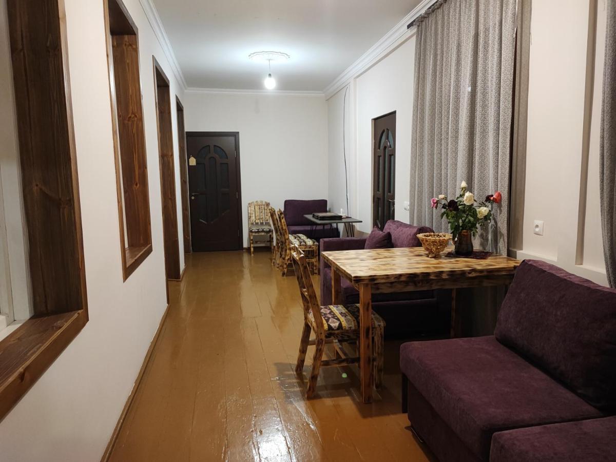 Berdavan Guesthouse エクステリア 写真